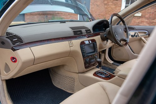 2004 Mercedes-Benz W220 S600L LWB Limousine In vendita (immagine 50 di 125)