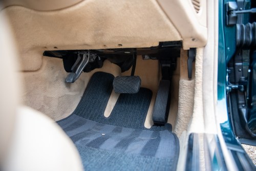 2004 Mercedes-Benz W220 S600L LWB Limousine In vendita (immagine 66 di 125)