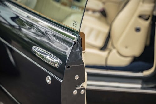 1997 Bentley Azure à venda (imagem 56 de 374)