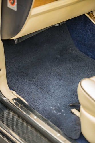 1997 Bentley Azure à venda (imagem 59 de 374)