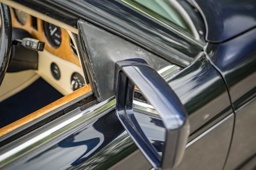 1997 Bentley Azure à venda (imagem 61 de 374)