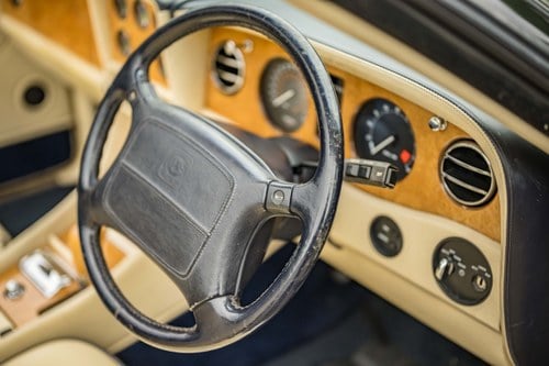 1997 Bentley Azure à venda (imagem 71 de 374)