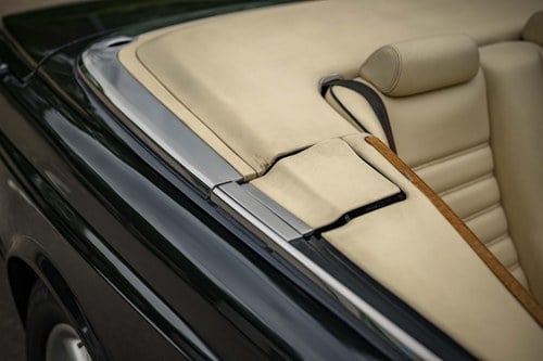 1997 Bentley Azure à venda (imagem 93 de 374)