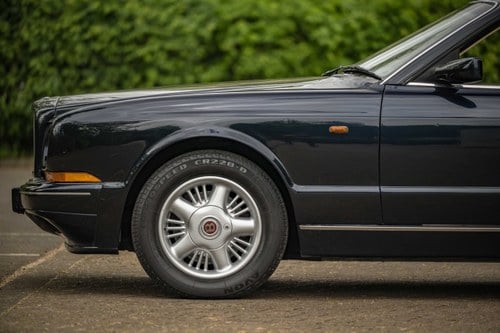 1997 Bentley Azure à venda (imagem 34 de 374)
