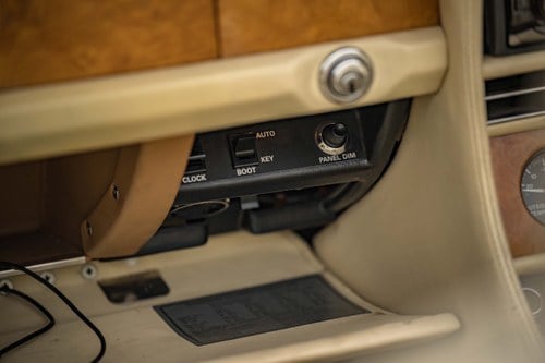 1997 Bentley Azure à venda (imagem 123 de 374)