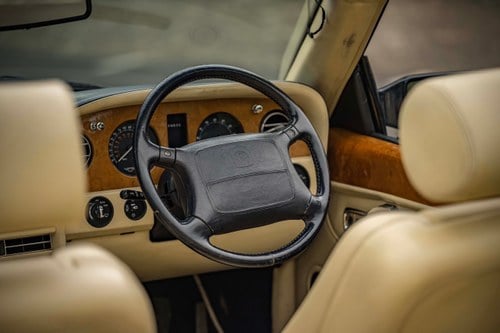 1997 Bentley Azure à venda (imagem 127 de 374)