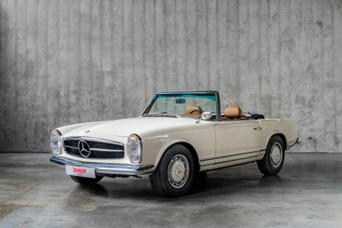 1967 MERCEDES 250 SL En Venta