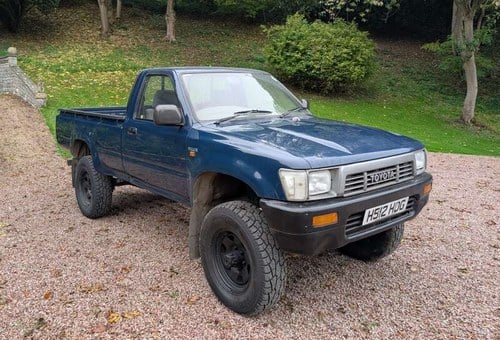 1990 TOYOTA HI-LUX 4X4 For Sale by Auction