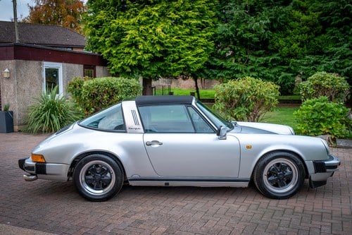 1988 Porsche 911 3.2 Carrera Targa In vendita (immagine 7 di 207)