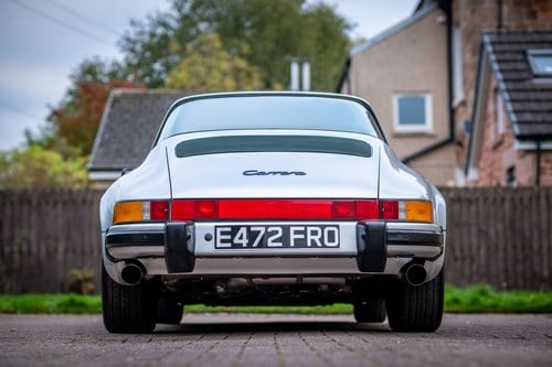 1988 Porsche 911 3.2 Carrera Targa In vendita (immagine 21 di 207)