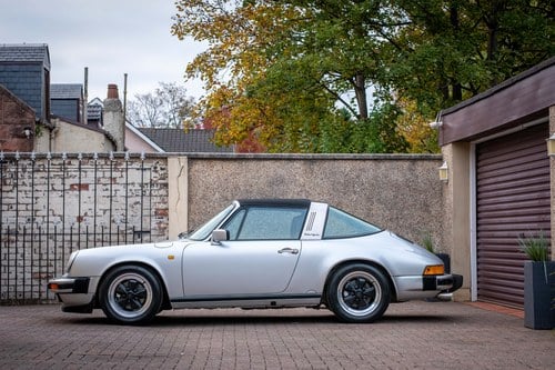 1988 Porsche 911 3.2 Carrera Targa In vendita (immagine 22 di 207)