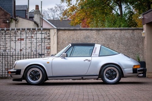 1988 Porsche 911 3.2 Carrera Targa In vendita (immagine 23 di 207)