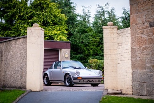1988 Porsche 911 3.2 Carrera Targa In vendita (immagine 27 di 207)