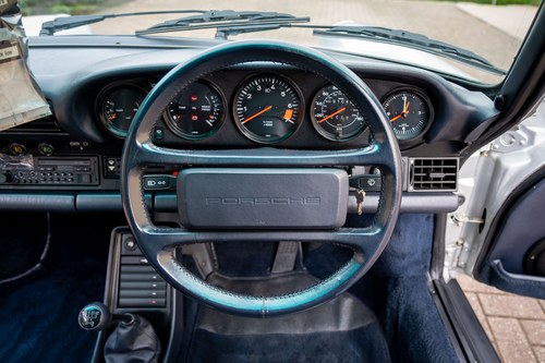 1988 Porsche 911 3.2 Carrera Targa In vendita (immagine 49 di 207)