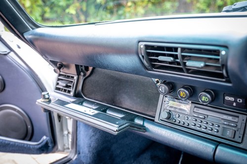 1988 Porsche 911 3.2 Carrera Targa In vendita (immagine 73 di 207)