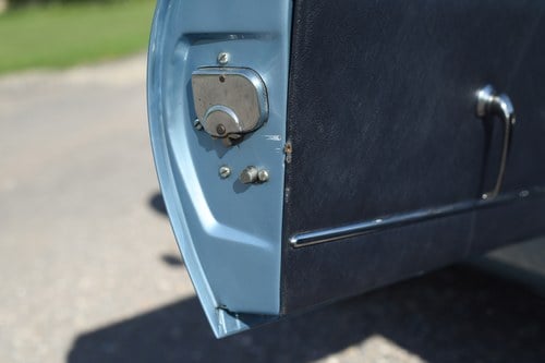 1962 Jaguar E-Type Series 1 3.8L Roadster DHC / OTS à venda (imagem 36 de 171)