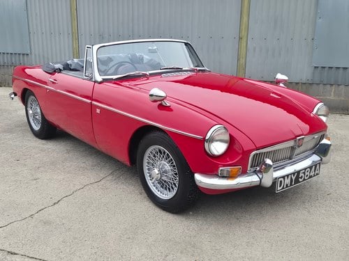 1963 MGB Roadster For Sale (picture 1 of 72)