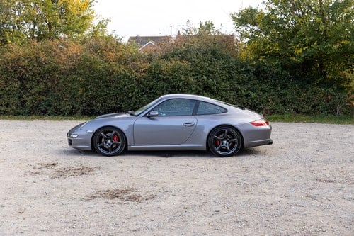 2005 Porsche 911 Carrera 2 (996) zum Verkauf (Bild 6 von 251)