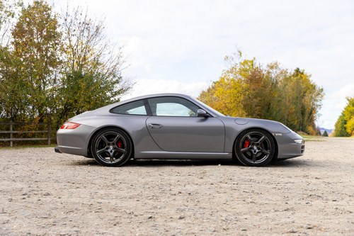 2005 Porsche 911 Carrera 2 (996) zum Verkauf (Bild 31 von 251)