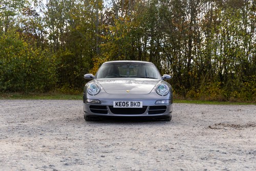 2005 Porsche 911 Carrera 2 (996) zum Verkauf (Bild 32 von 251)