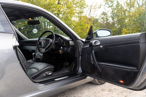 2005 Porsche 911 Carrera 2 (996) zum Verkauf (Bild 57 von 251)