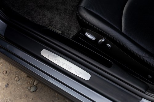 2005 Porsche 911 Carrera 2 (996) zum Verkauf (Bild 59 von 251)