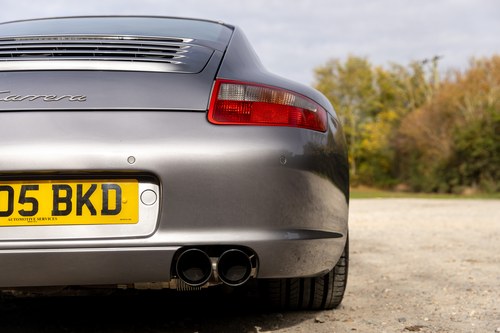 2005 Porsche 911 Carrera 2 (996) zum Verkauf (Bild 108 von 251)