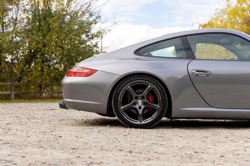 2005 Porsche 911 Carrera 2 (996) zum Verkauf (Bild 134 von 251)