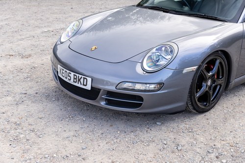 2005 Porsche 911 Carrera 2 (996) zum Verkauf (Bild 162 von 251)