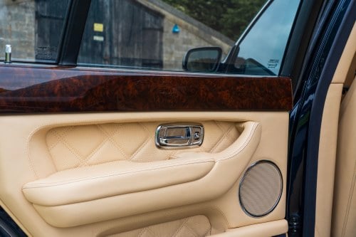 2003 Bentley Arnage T Mulliner zum Verkauf (Bild 27 von 204)