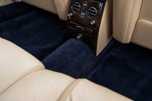 2003 Bentley Arnage T Mulliner zum Verkauf (Bild 36 von 204)