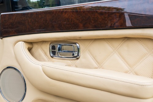 2003 Bentley Arnage T Mulliner zum Verkauf (Bild 86 von 204)