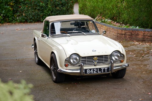 1962 Triumph TR4 Te koop (foto 16 van 170)
