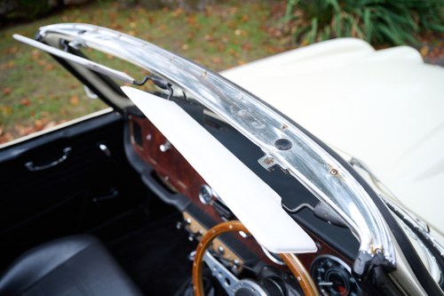 1962 Triumph TR4 Te koop (foto 88 van 170)