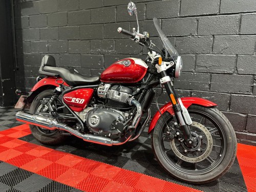 2024 ROYAL ENFIELD SUPER METEOR 650 Kaufen Bei