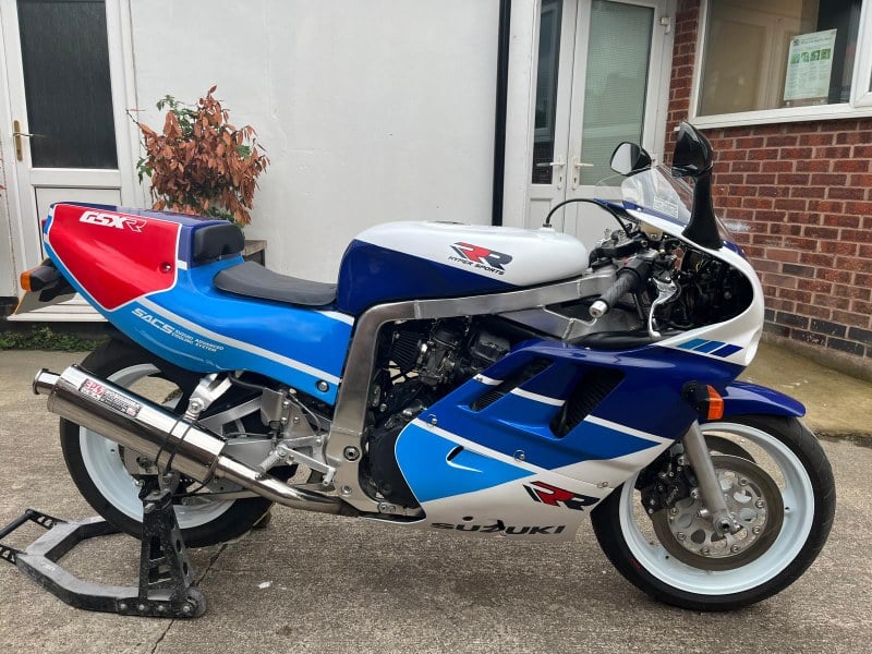 2025 Suzuki GSX-R750 RK Replica