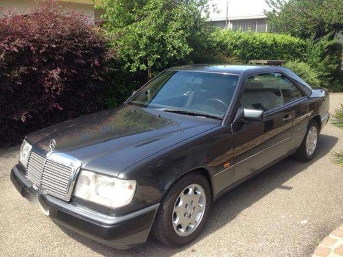 1993 Mercedes-Benz CE 200 CE 200 A vendre