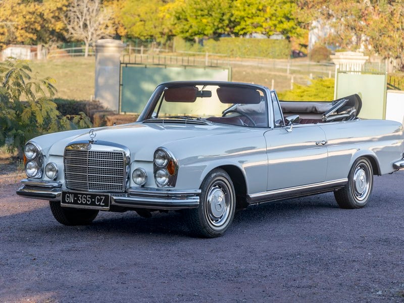 1971 Mercedes-Benz 280 SE 'Low Grille' Cabriolet Matching Numbers