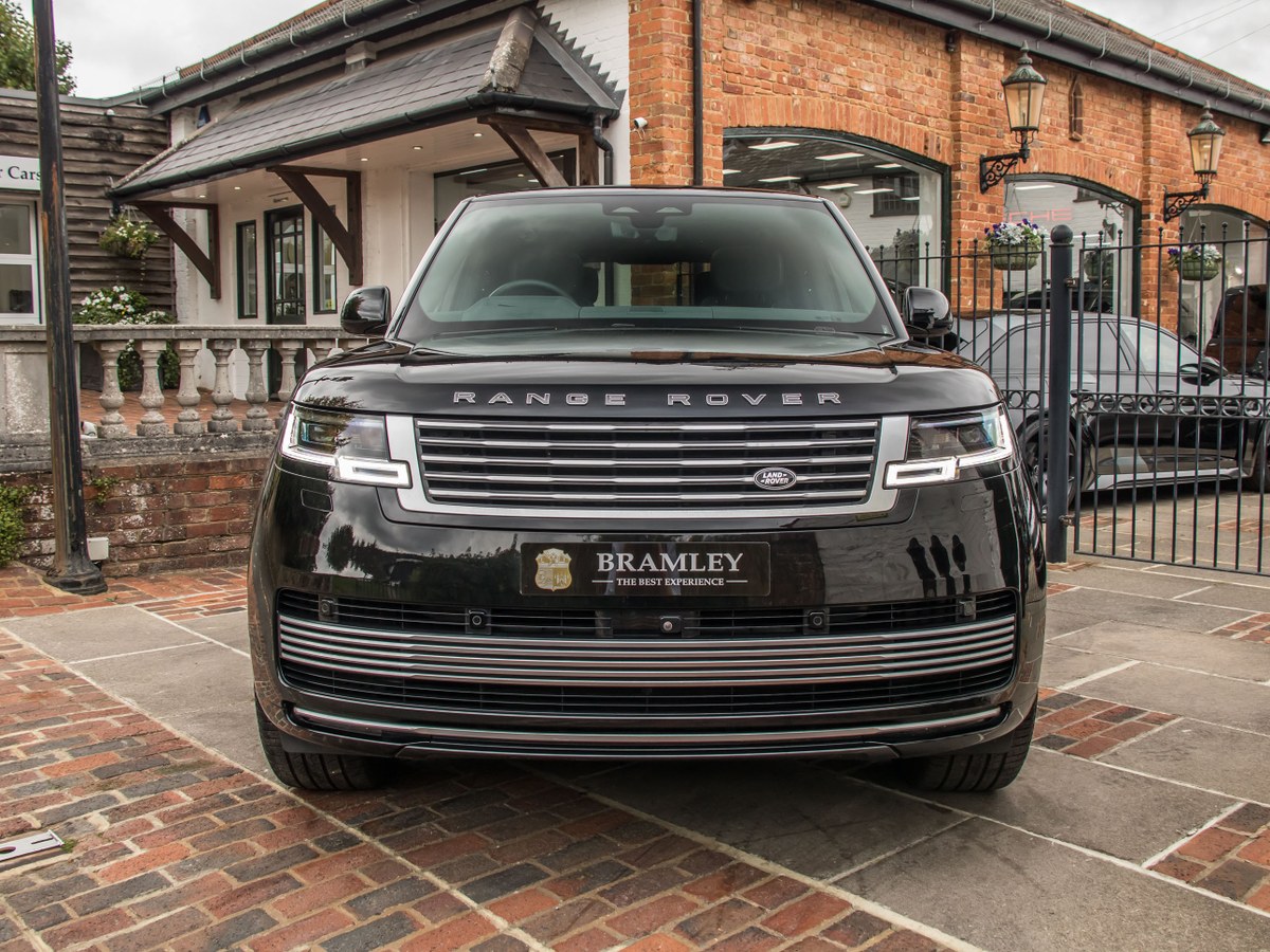 2025 Land Rover Range Rover santorini-black Manual Right Hand Drive in ...
