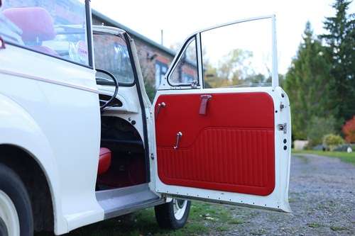 1963 Morris Minor Convertible à vendre (picture 18 of 315)