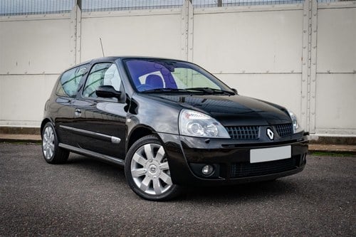2004 Renault Clio Sport 182 À venda