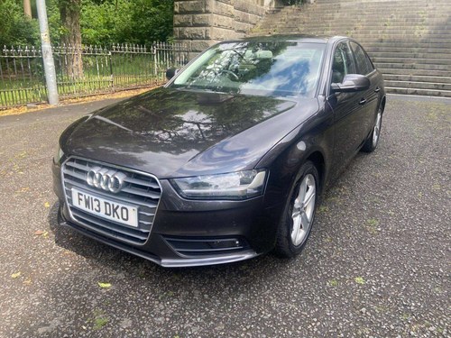 2013 Audi A4 2.0 TDI SE Technik À venda