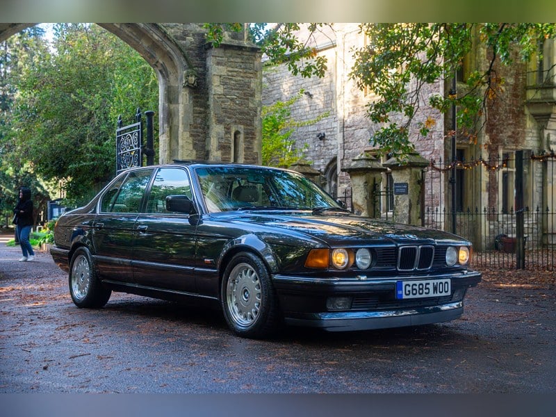 1989 BMW E32 730i SE Automatic