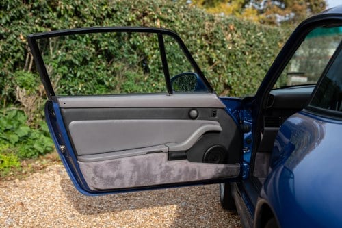 1997 Porsche 993 911 Carrera C2S Tiptronic For Sale (picture 23 of 165)