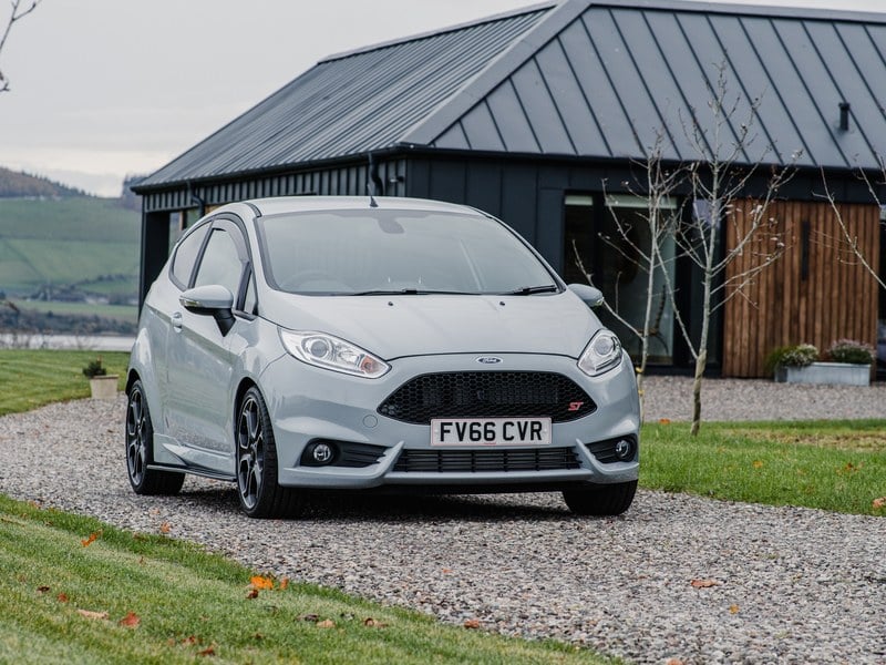 2016 Ford Fiesta Mk6 ST200