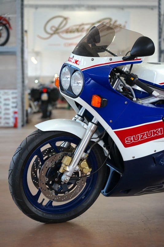 Gsx Type R 1988 Suzuki GSX R 750 Multicolour in Italy - For Sale | Car & Classic