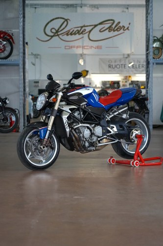 2005 MV Agusta Brutale 750 America 160/300 A vendre