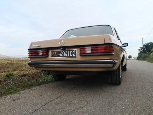 1979 Mercedes-Benz 200 D W123 For Sale (picture 20 of 76)