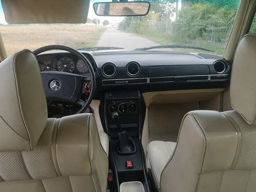 1979 Mercedes-Benz 200 D W123 For Sale (picture 59 of 76)