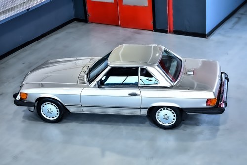 1986 Mercedes-Benz R107 560SL Convertible 5,6L V8 En venta (imagen 41 de 112)